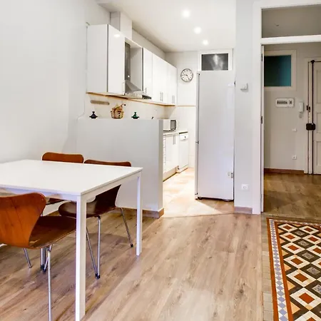 Cosy Comfortable 1 Bed With Terrace In Eixample * Barcelona
