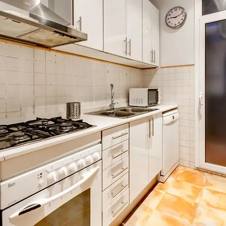 Cosy Comfortable 1 Bed With Terrace In Eixample * バルセロナ