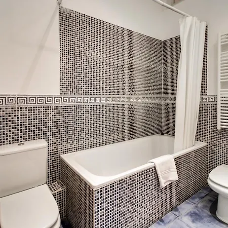 Cosy Comfortable 1 Bed With Terrace In Eixample *